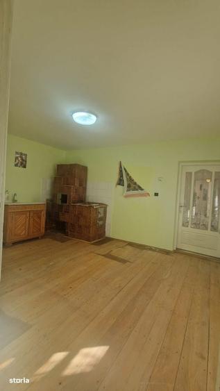 Casă cu 3 camere cu Teren 305 Mp în Central