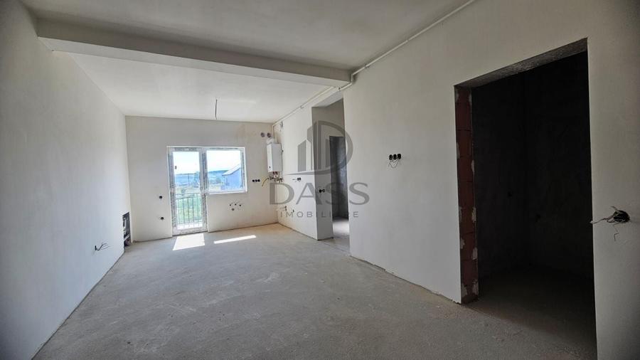 Apartament 3 camere 2 bai camara pe balcon si loc parcare Selimbar - 2