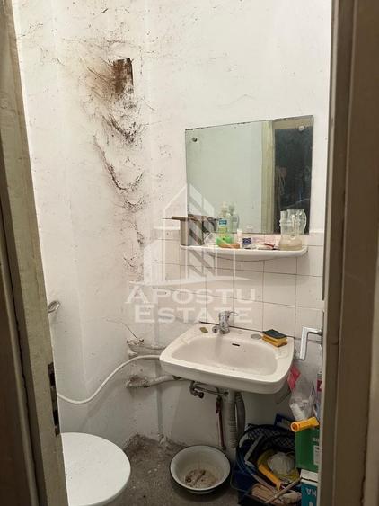 Apartament cu 4 camere decomandat, mobilat în Complex Studențesc