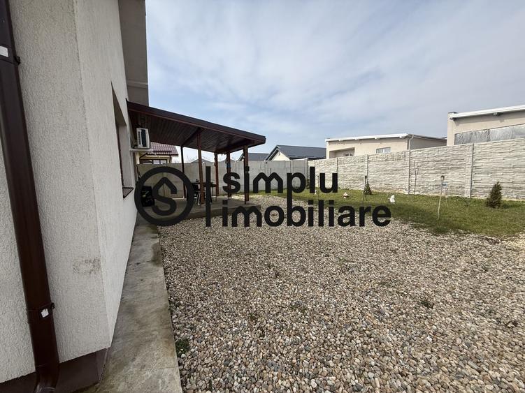 Casă individuală cu 3 camere cu Teren 467 Mp în Exterior Est