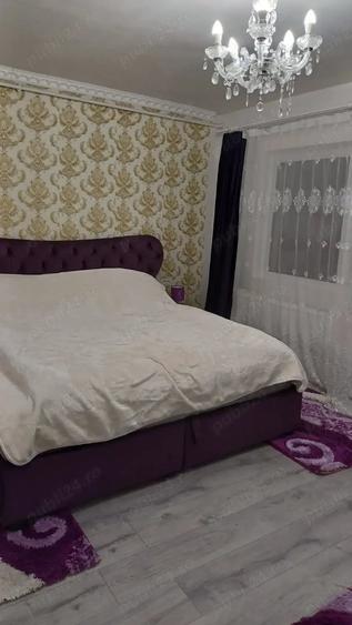 Apartament cu 3 camere decomandat în Caransebeș