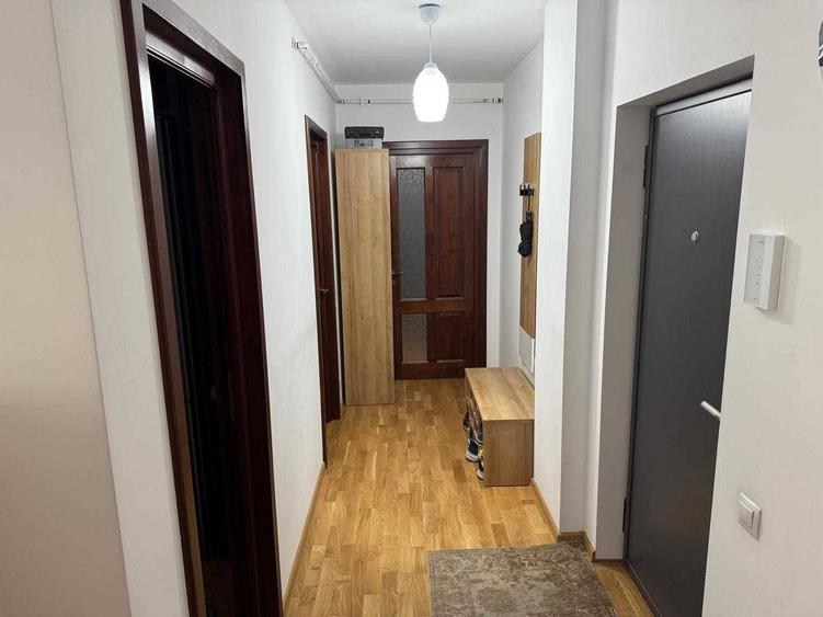 Apartament cu 2 camere decomandat în Dâmbul Rotund