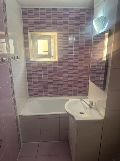 Apartament cu 2 camere decomandat în Cetate