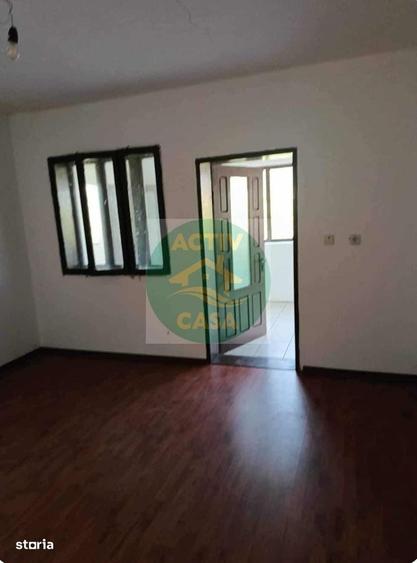 Casă cu 4 camere în Adjudeni