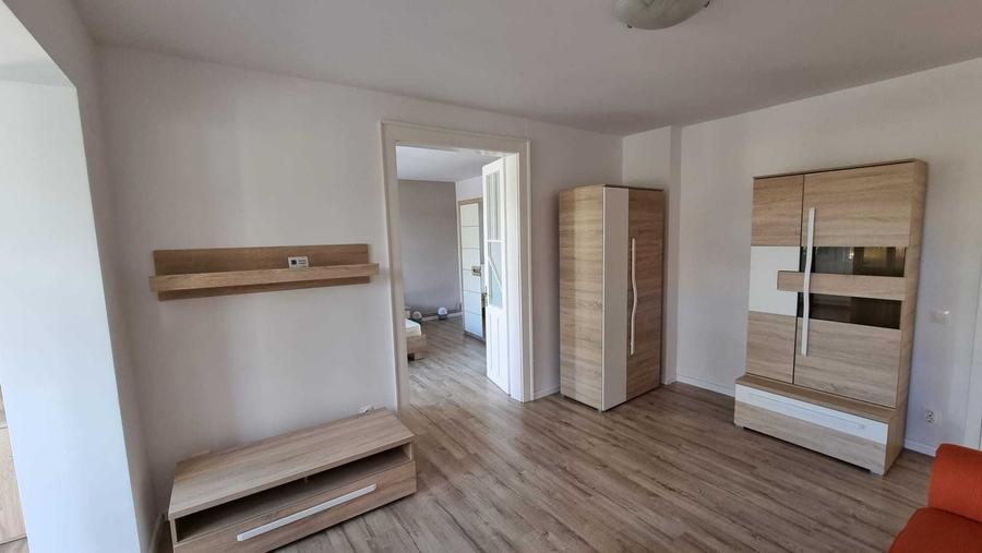 Casă cu 3 camere cu Teren 400 Mp în Gruia