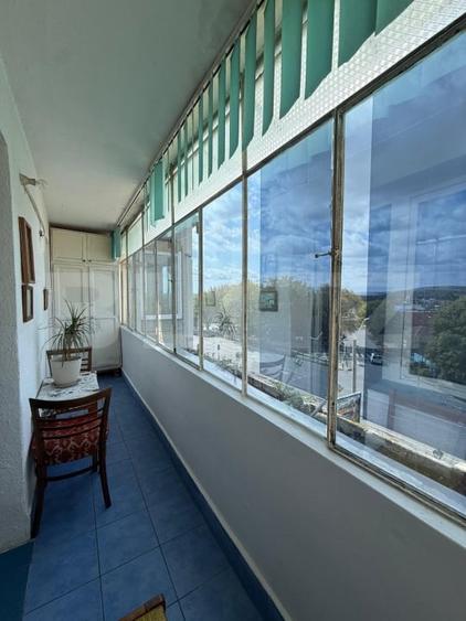 Apartament cu 3 camere decomandat, mobilat în Unirii