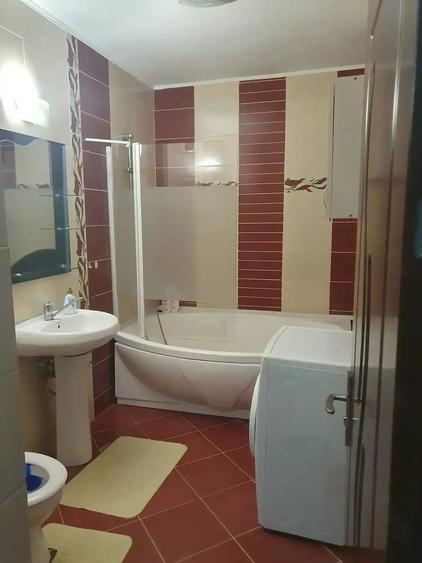 Apartament cu 2 camere decomandat în Florești
