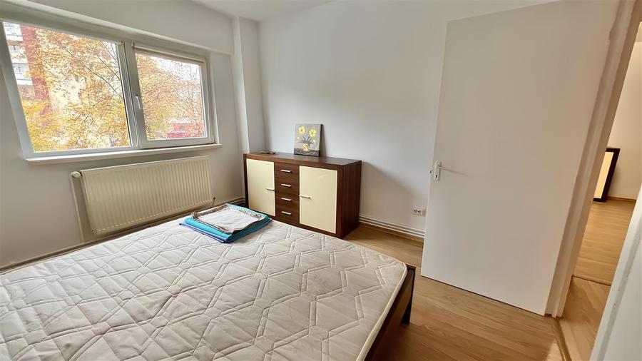 Apartament cu 2 camere decomandat, mobilat în Județean