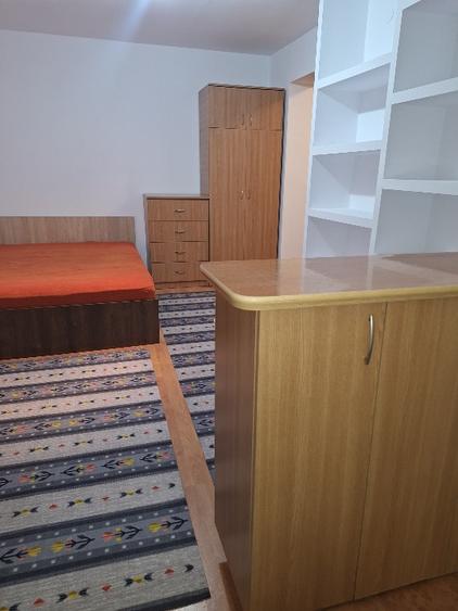 Garsonieră decomandată în Gară