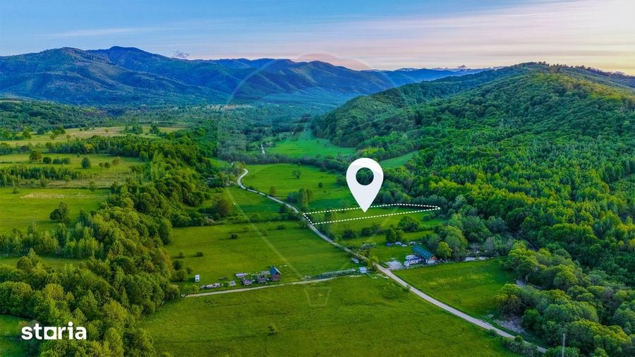 Teren de 3352 mp, în Șinca