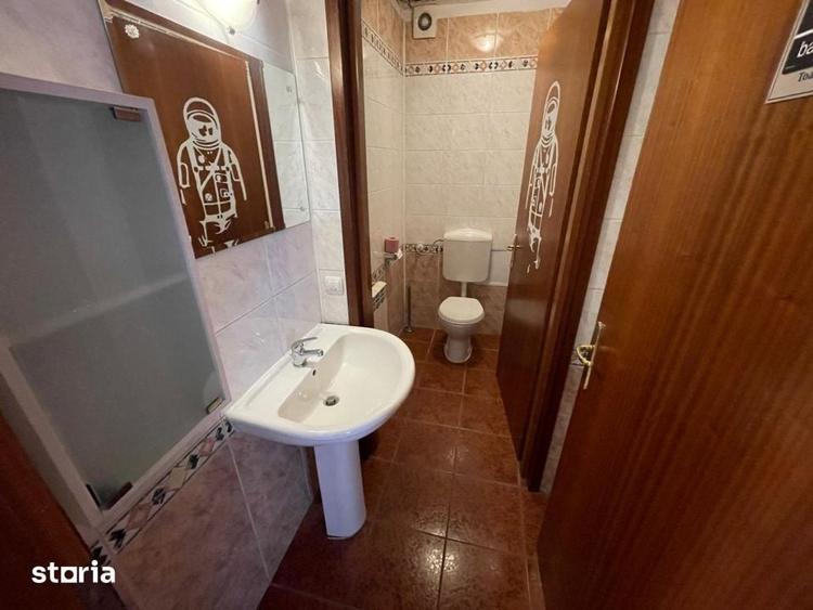 Apartament cu 4 camere decomandat în Eminescu