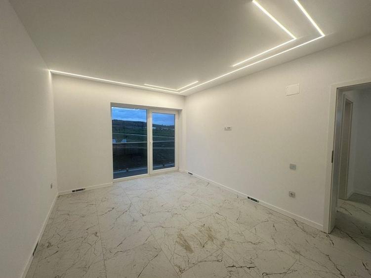 Casă cu 4 camere în Oncea