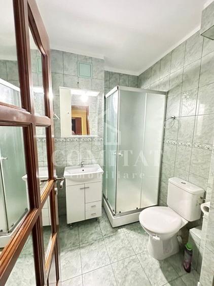 Apartament cu 4 camere decomandat, mobilat în Mărăști