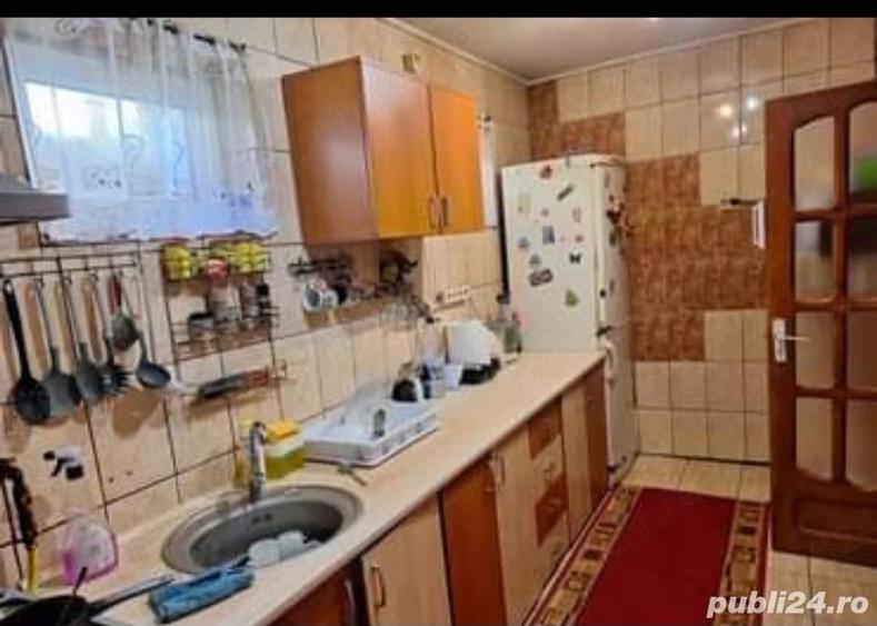 Casă cu 5 camere cu Teren 211 Mp în Brătianu
