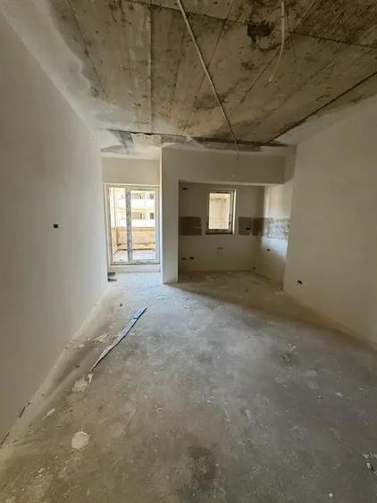 Apartament cu 2 camere decomandat în Theodor Pallady
