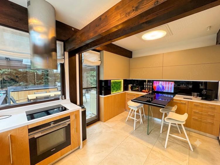Casă cu Teren 1300 Mp în Făget
