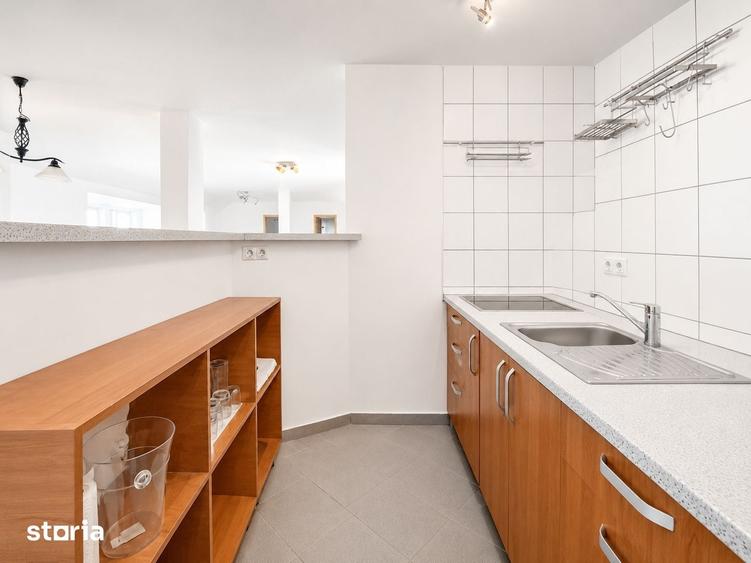 Apartament cu 4 camere în Girocului