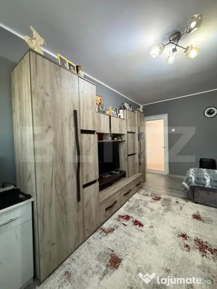Apartament cu 2 camere decomandat în Micro 13