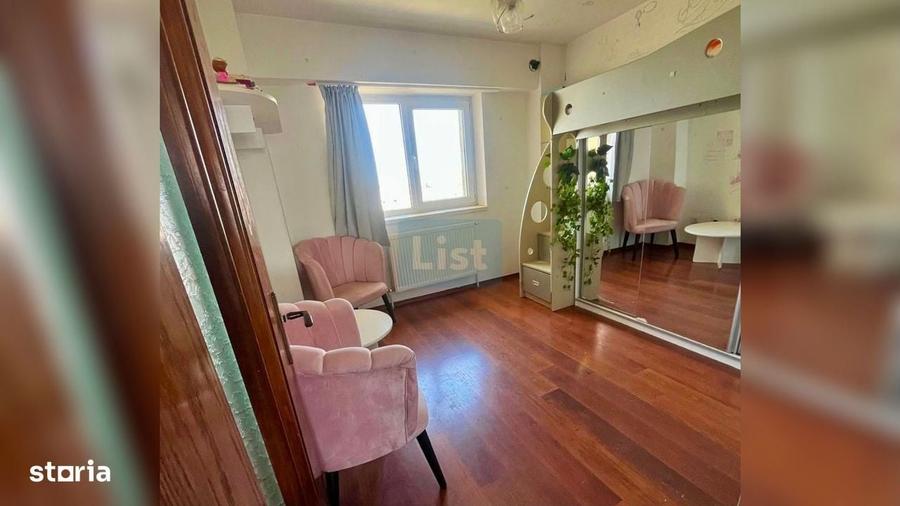 Apartament cu 3 camere decomandat în Faleză