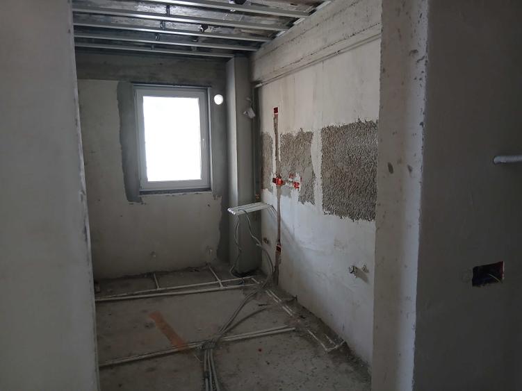 Apartament cu 2 camere semidecomandat în Păcurari