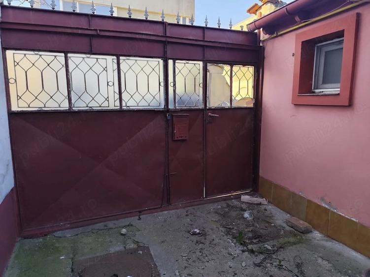 Casă cu Teren 285 Mp în Coiciu