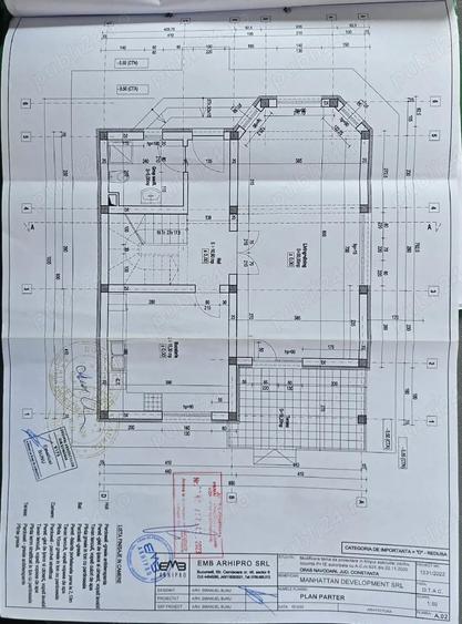 Casă cu Teren 315 Mp în Central