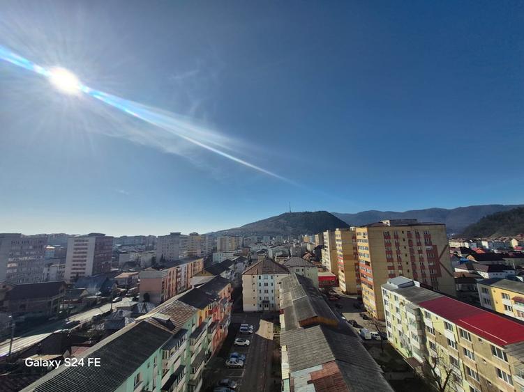 Apartament 3 camere – Etaj 10 – Vedere superbă – Dărmănești - 1