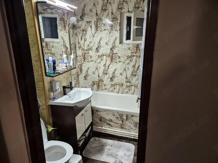 Apartament cu 4 camere decomandat în Mazepa 1