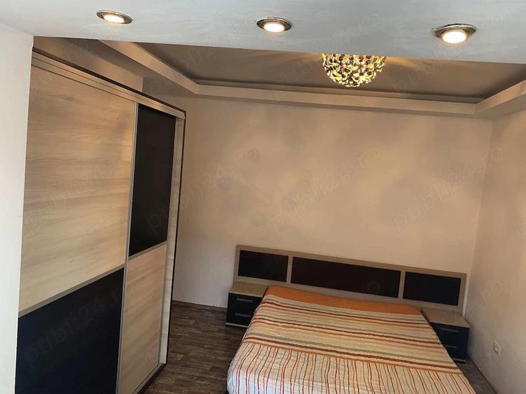 Apartament cu 3 camere decomandat în Valea Cetății