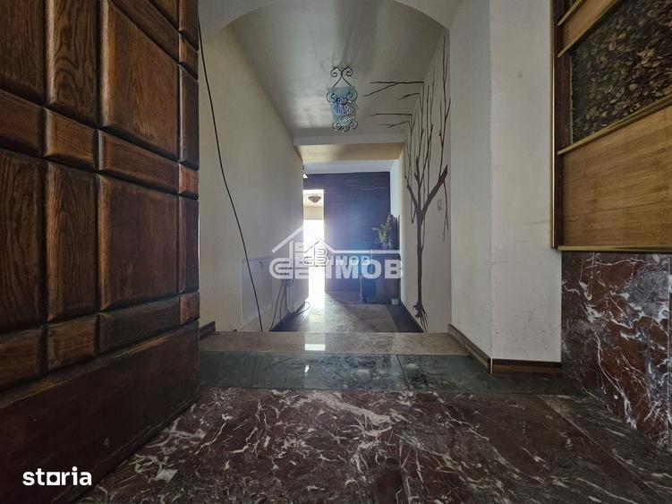 Casă cu 1 camere cu Teren 175 Mp în Central