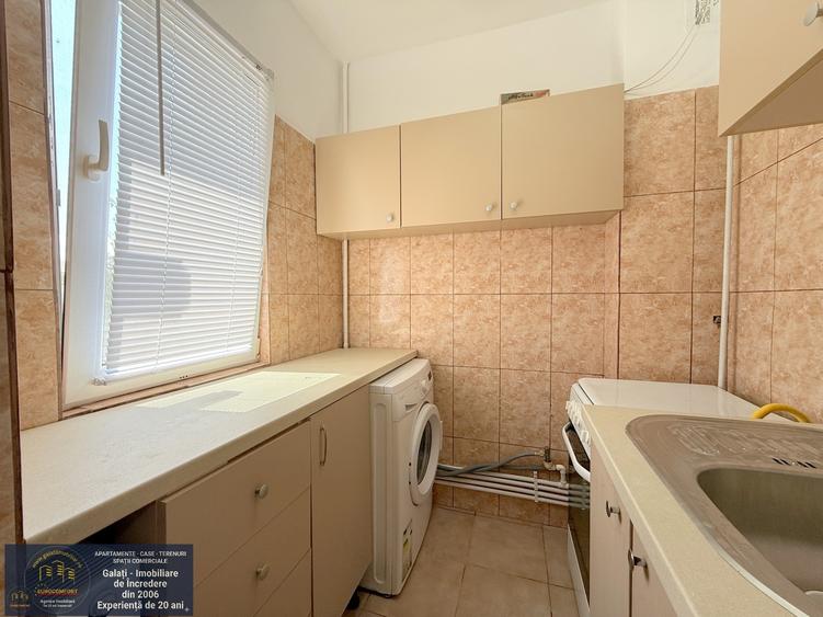 Garsonieră decomandată în Micro 40