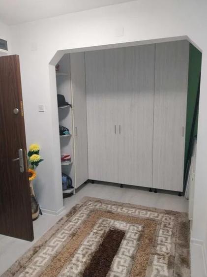 Apartament cu 2 camere decomandat, mobilat în Răcădău