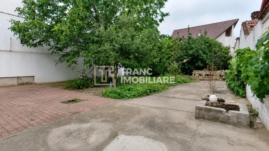 Casă cu 2 camere cu Teren 400 Mp în Pârneava