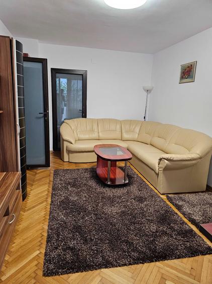 Apartament cu 2 camere decomandat în Dosu Bricii