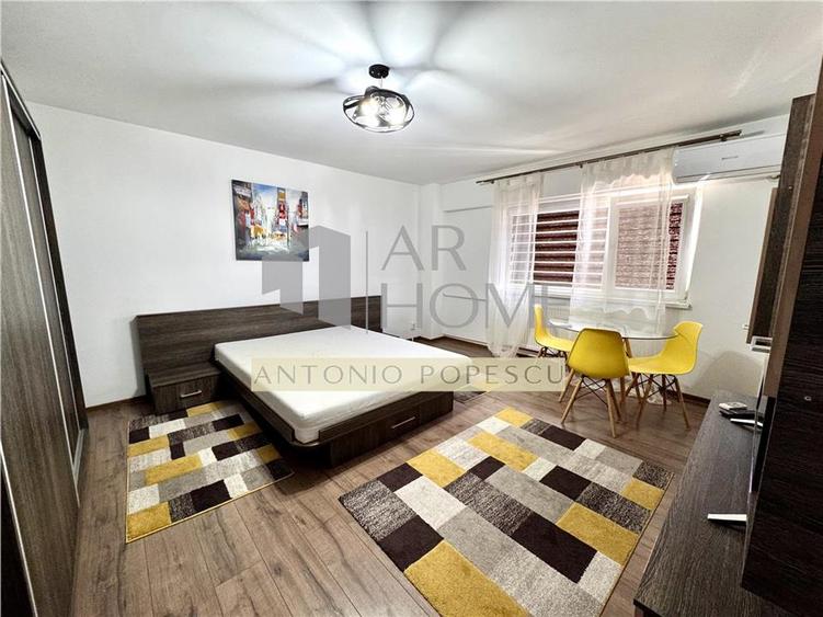 Apartament cu 2 camere decomandat, mobilat în Ultracentral