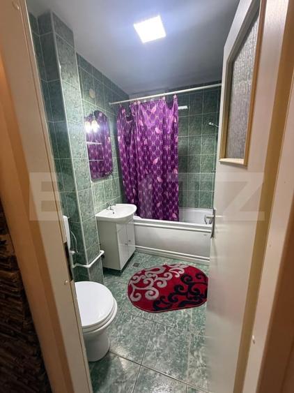 Apartament cu 2 camere semidecomandat, mobilat în Câmpia Turzii