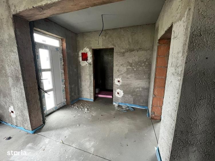 Casă cu 4 camere în Dragomirești-Vale