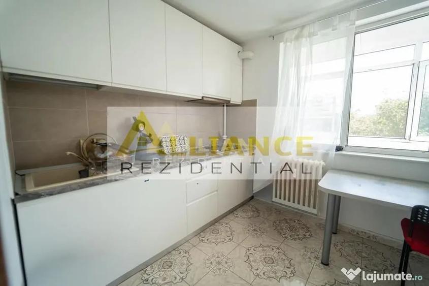 Apartament cu 2 camere decomandat în Berceni