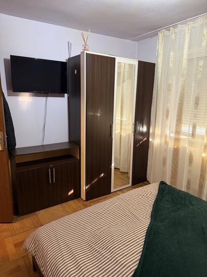 Apartament cu 2 camere semidecomandat în Podgoria