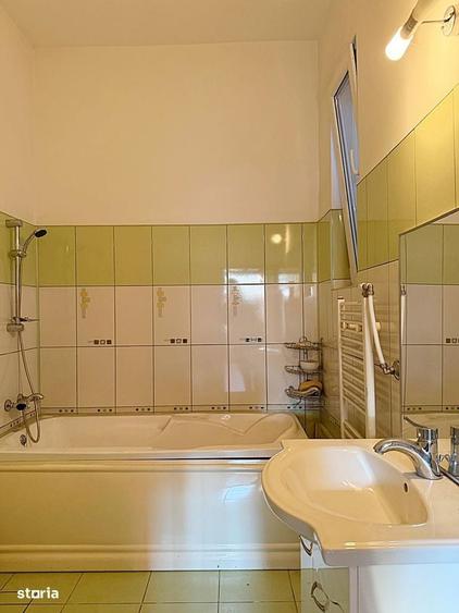 Casa ultracentral singura in curte | Podul Centenarului - 14