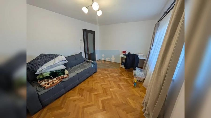 Apartament cu 2 camere decomandat în Zorilor