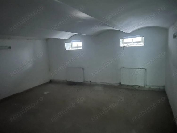 Spațiu comercial, de 120 mp, în P-ța Maria