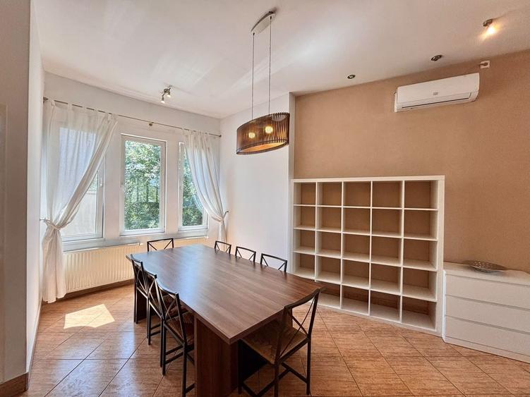 Apartament cu 3 camere, mobilat în Primăverii