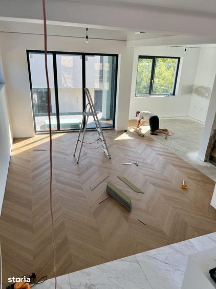 Casă cu 6 camere cu Teren 350 Mp în Copou