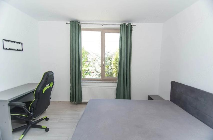 Casă cu 6 camere cu Teren 129 Mp în Câmpului