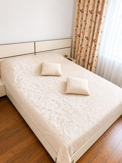 Apartament cu 2 camere semidecomandat în Aeroport