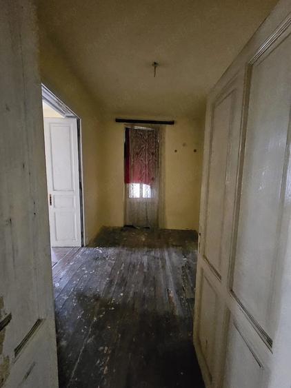 Casă cu Teren 125 Mp în Universitate