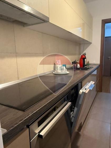 Apartament cu 2 camere semidecomandat, mobilat în Militari