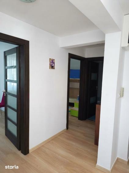 Apartament cu 4 camere decomandat, mobilat în Inel II