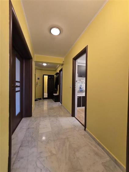 Apartament cu 2 camere decomandat în Cug
